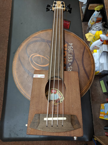 Cigar Box Bass Ukulele - Larks Body