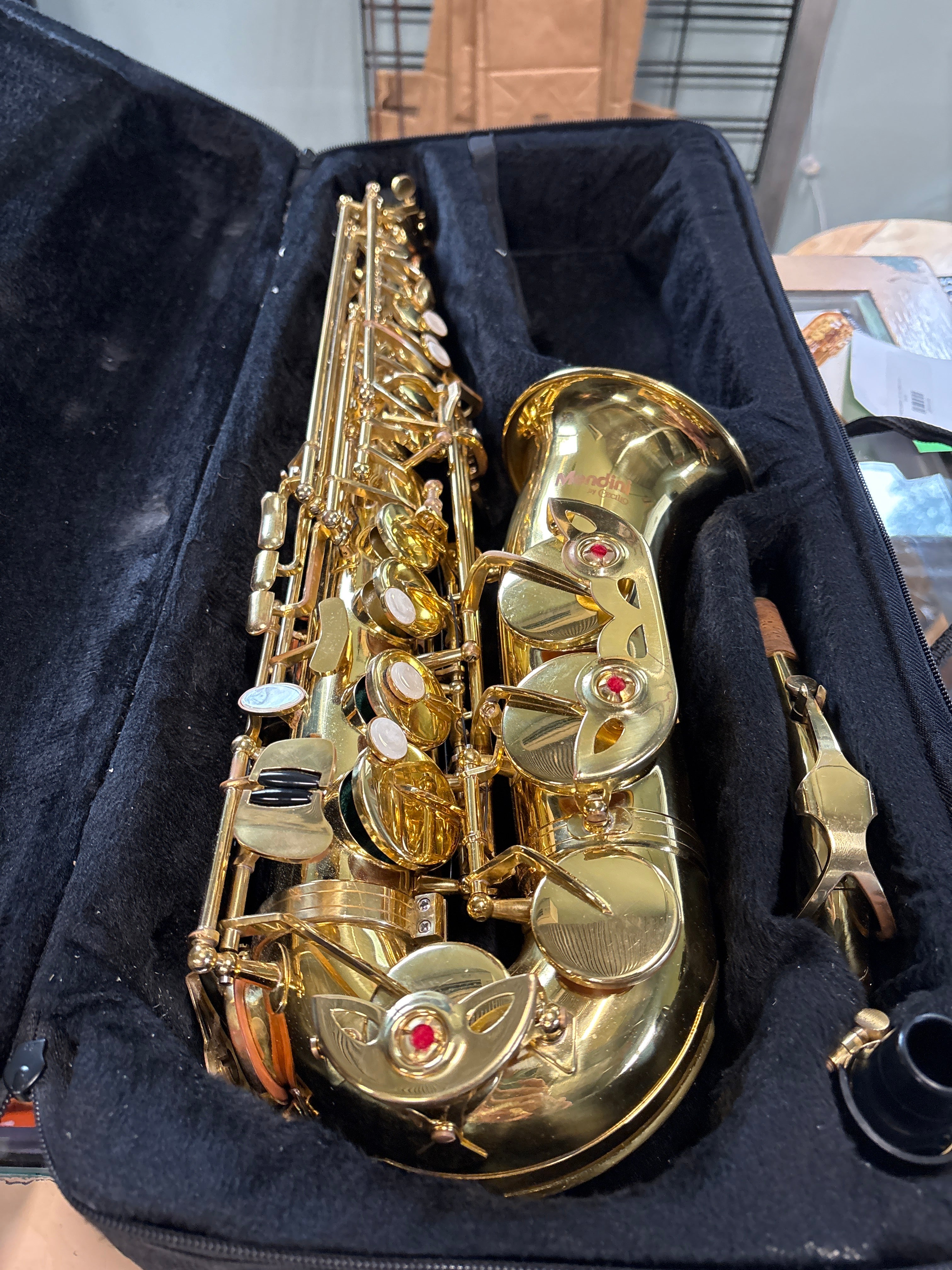Saxophone - Eb - Alto - Mendini (Used)