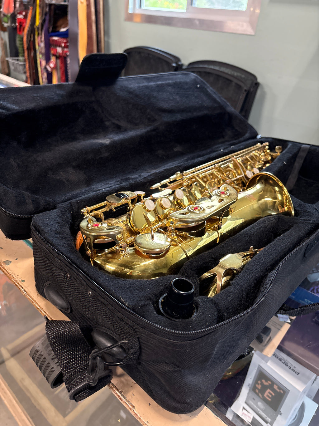 Saxophone - Eb - Alto - Mendini (Used)