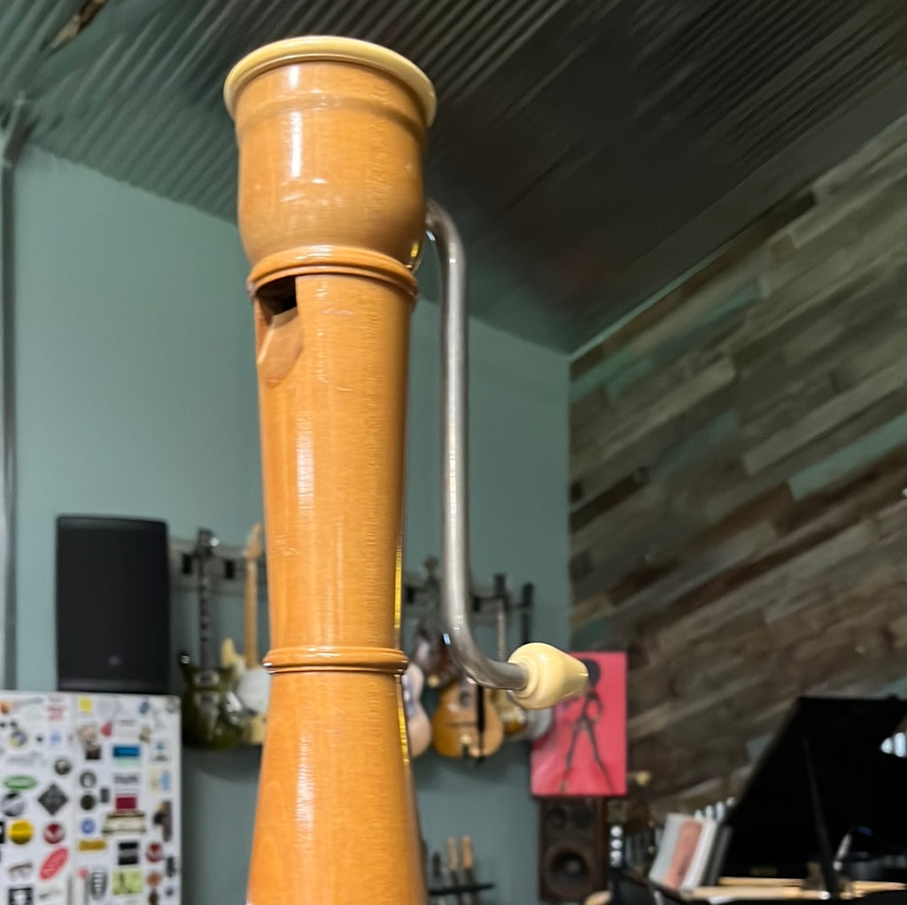 Crown Bass Recorder - Swiss