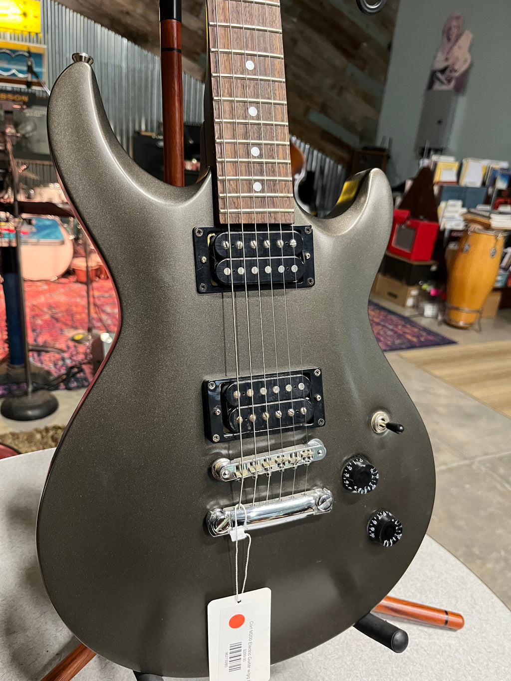 Cort M200 Electric Guitar w/gig bag