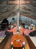 1970 Tunesauuro Kurosawa Classical Guitar w/Case