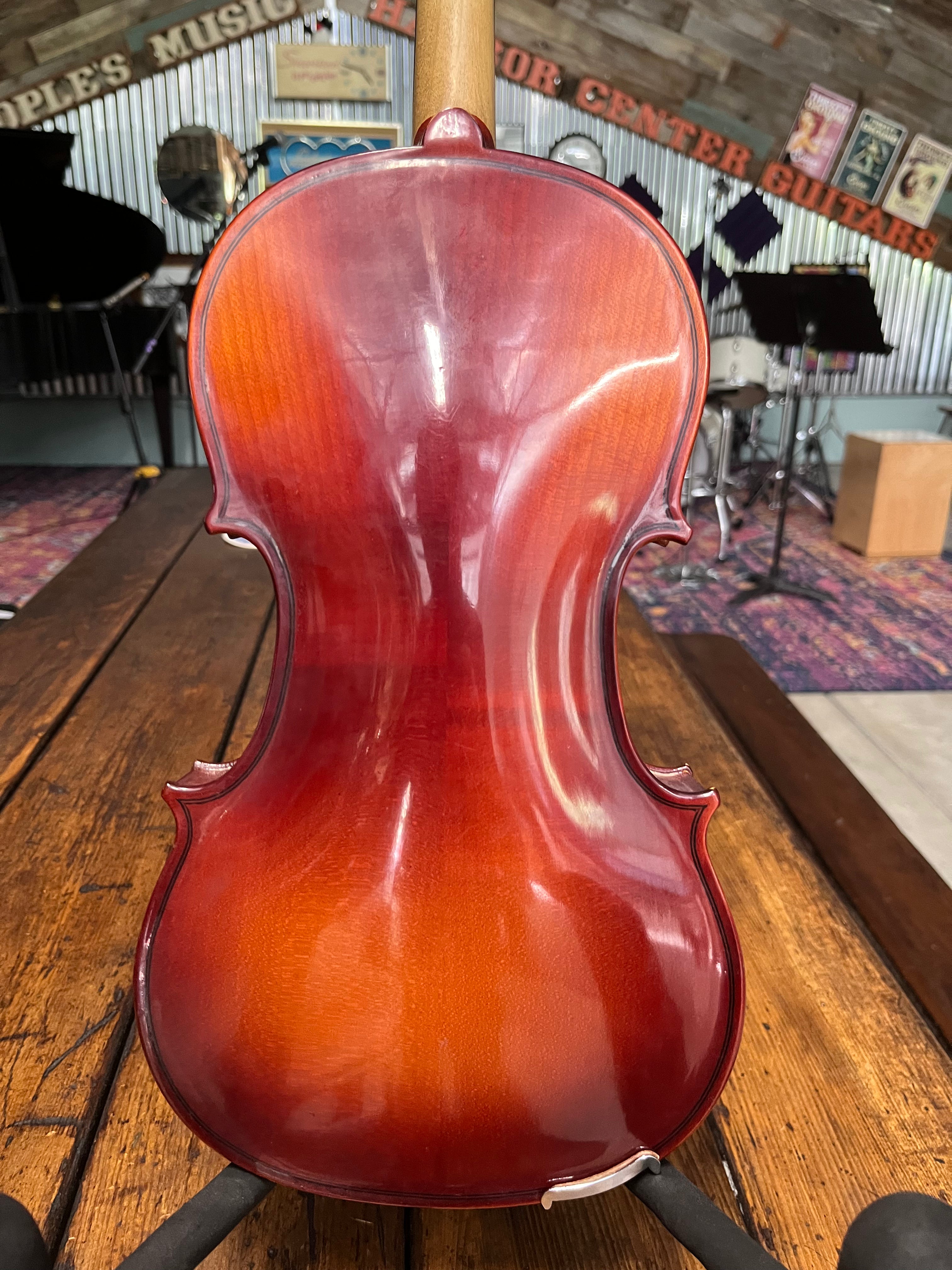 Viola - Reghin - 14" Outfit (Used)