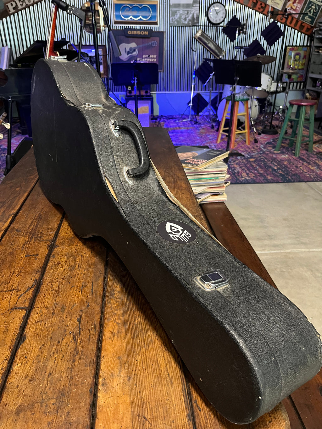 Used Classical/Parlor/Small Guitar Case