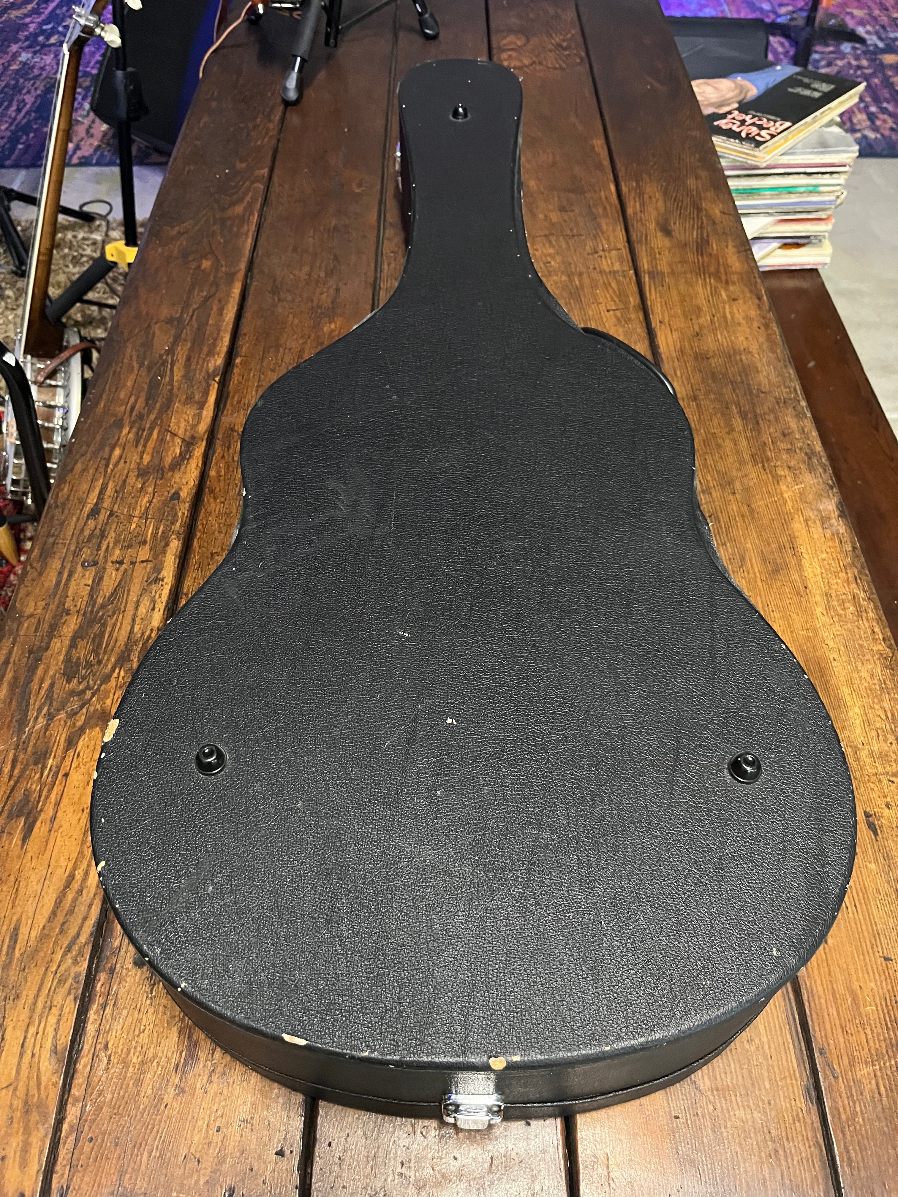 Used Classical/Parlor/Small Guitar Case