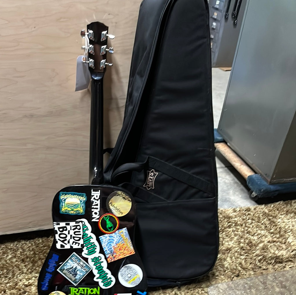 Fender - Starcaster - Acoustic Guitar w/ Padded Levi Gig Bag