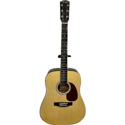 Fender - Starcaster - Acoustic Guitar w/ Padded Levi Gig Bag