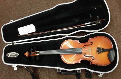 Leon Aubert 1/2 size violin model 808, case and bow