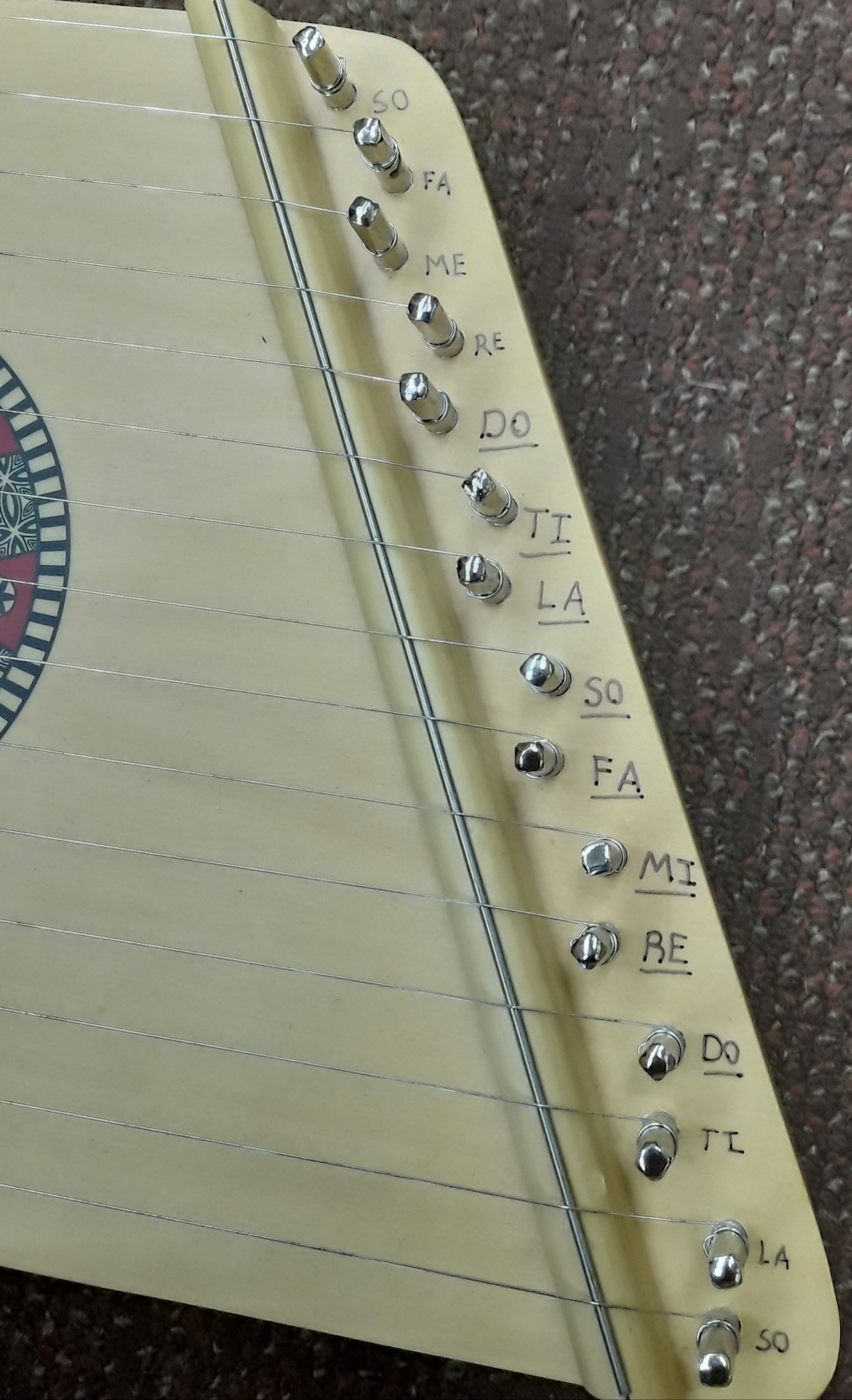 Melody Harp w/bag, song sheets