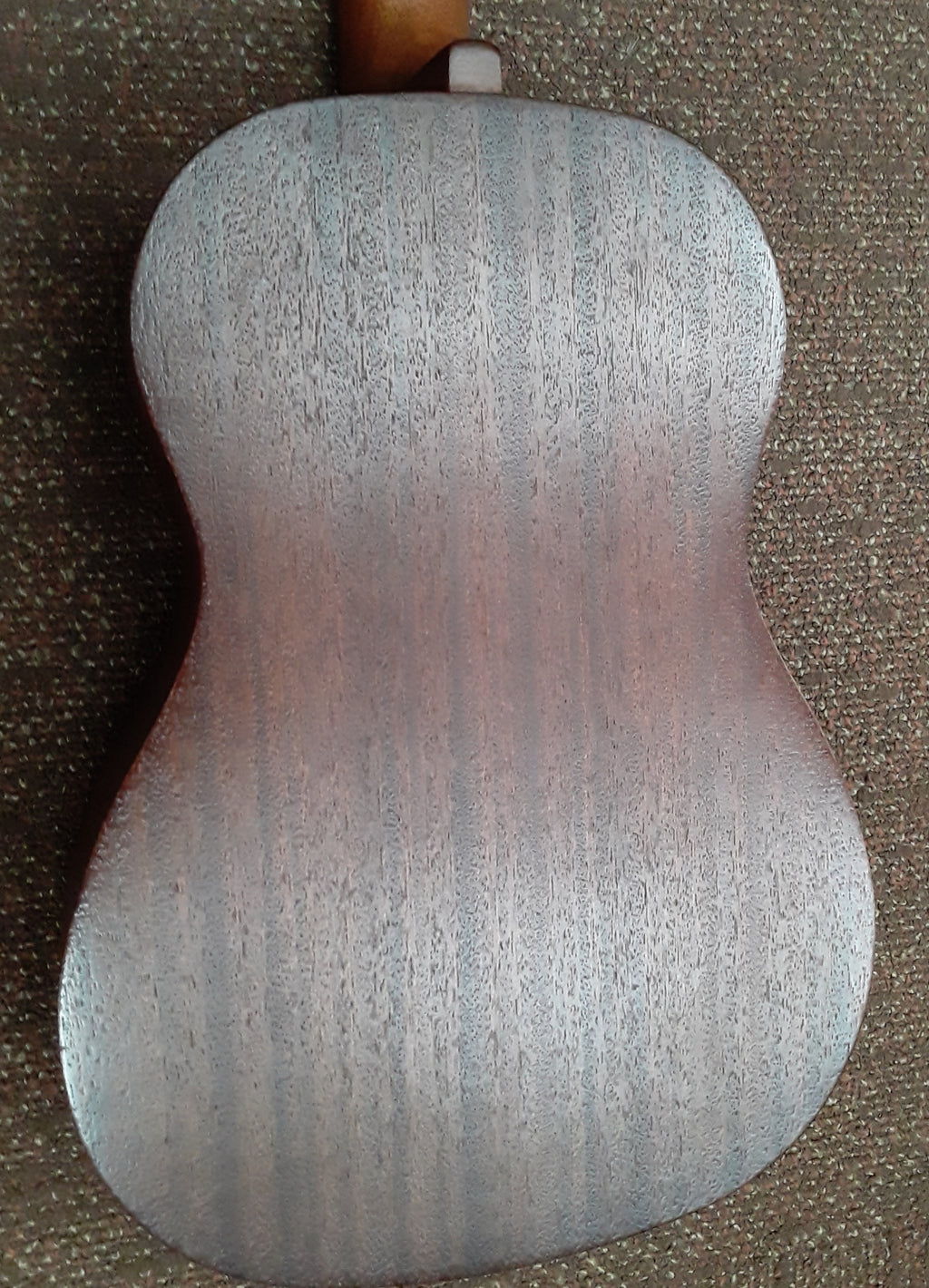 Makala MK-B Baritone Uke w/gig bag