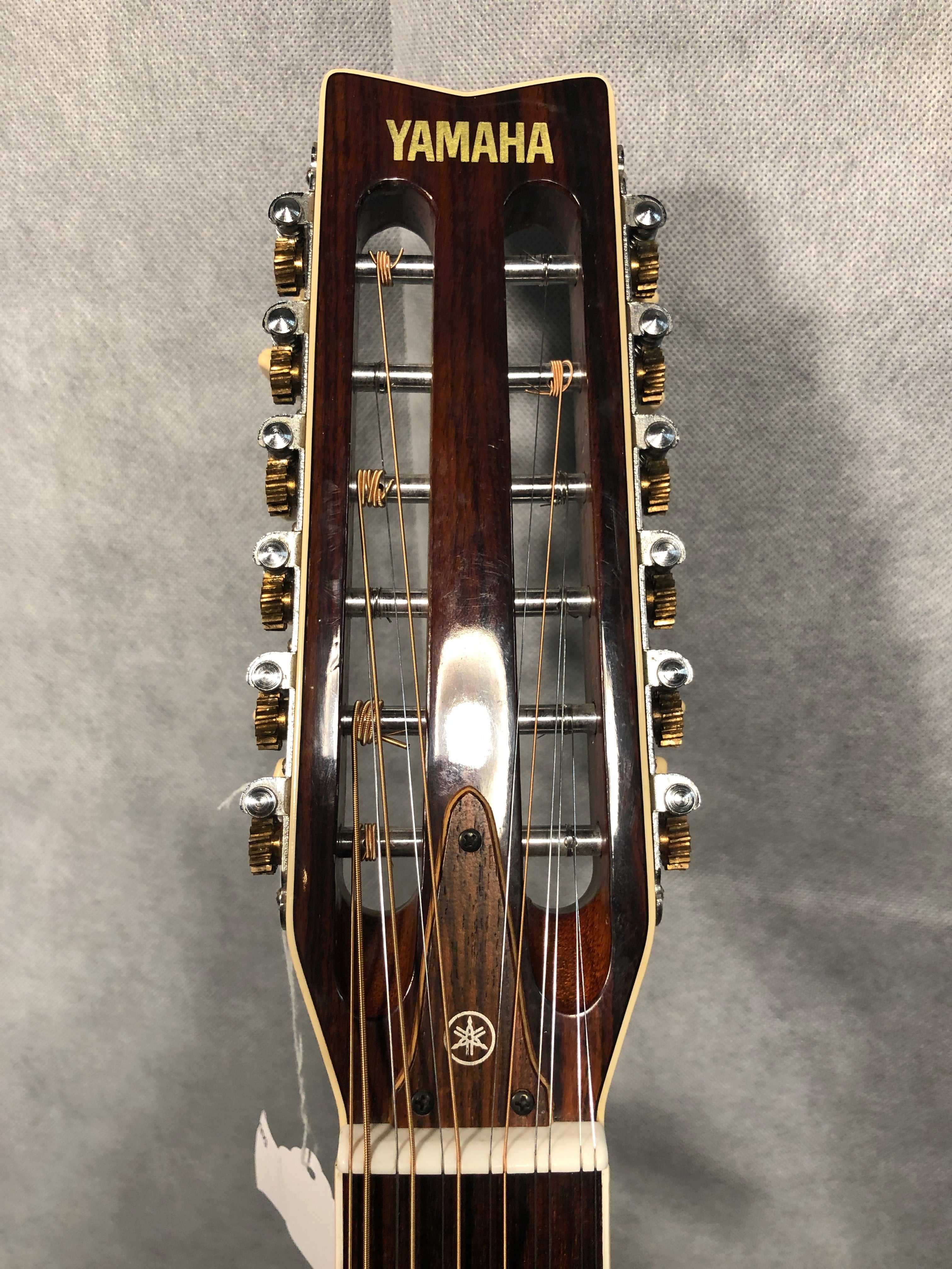 Yamaha FG-512 Dreadnougt12-String