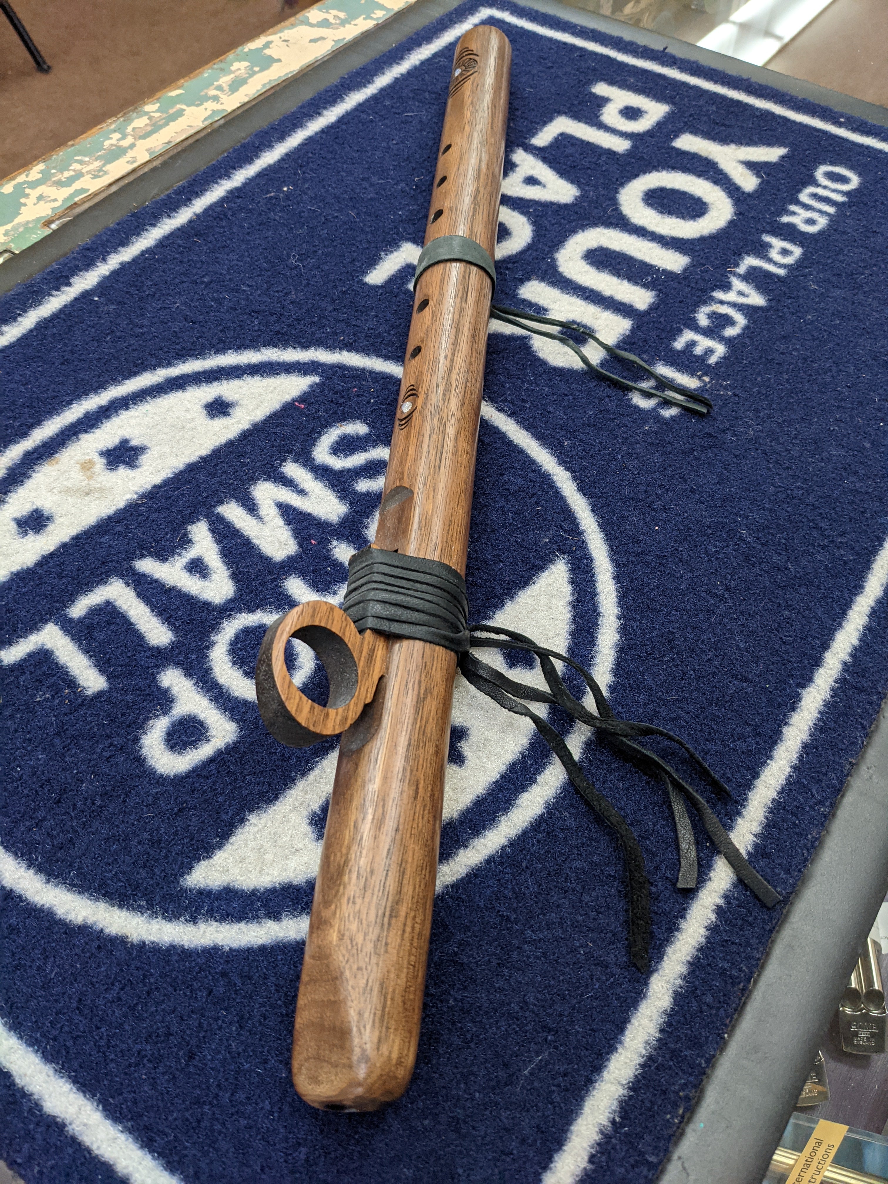 High Spirits Flutes - Walnut Earthtone 432HZ Flute - Key of G (Used)