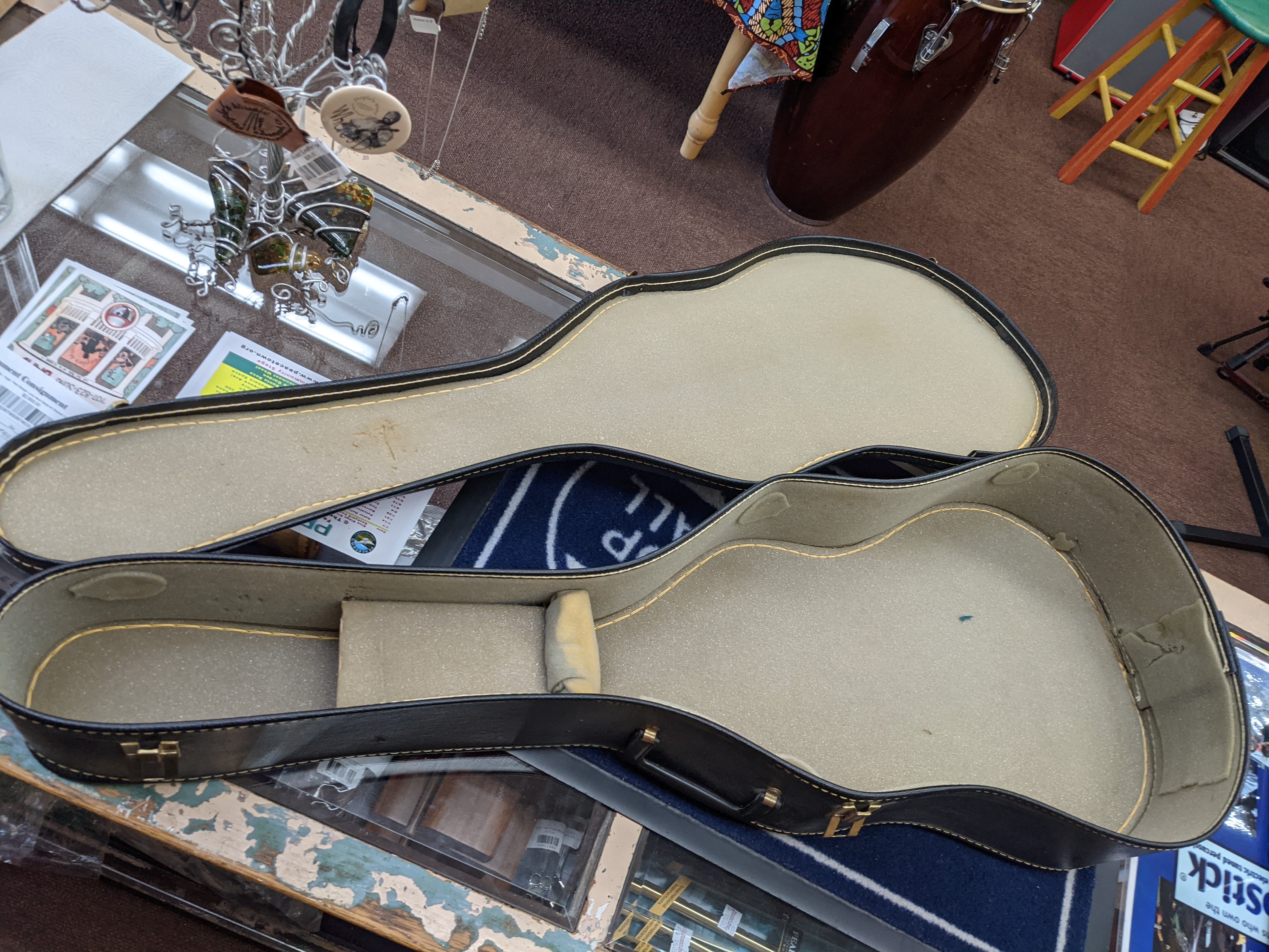 3/4 Classical Chip Case - Used