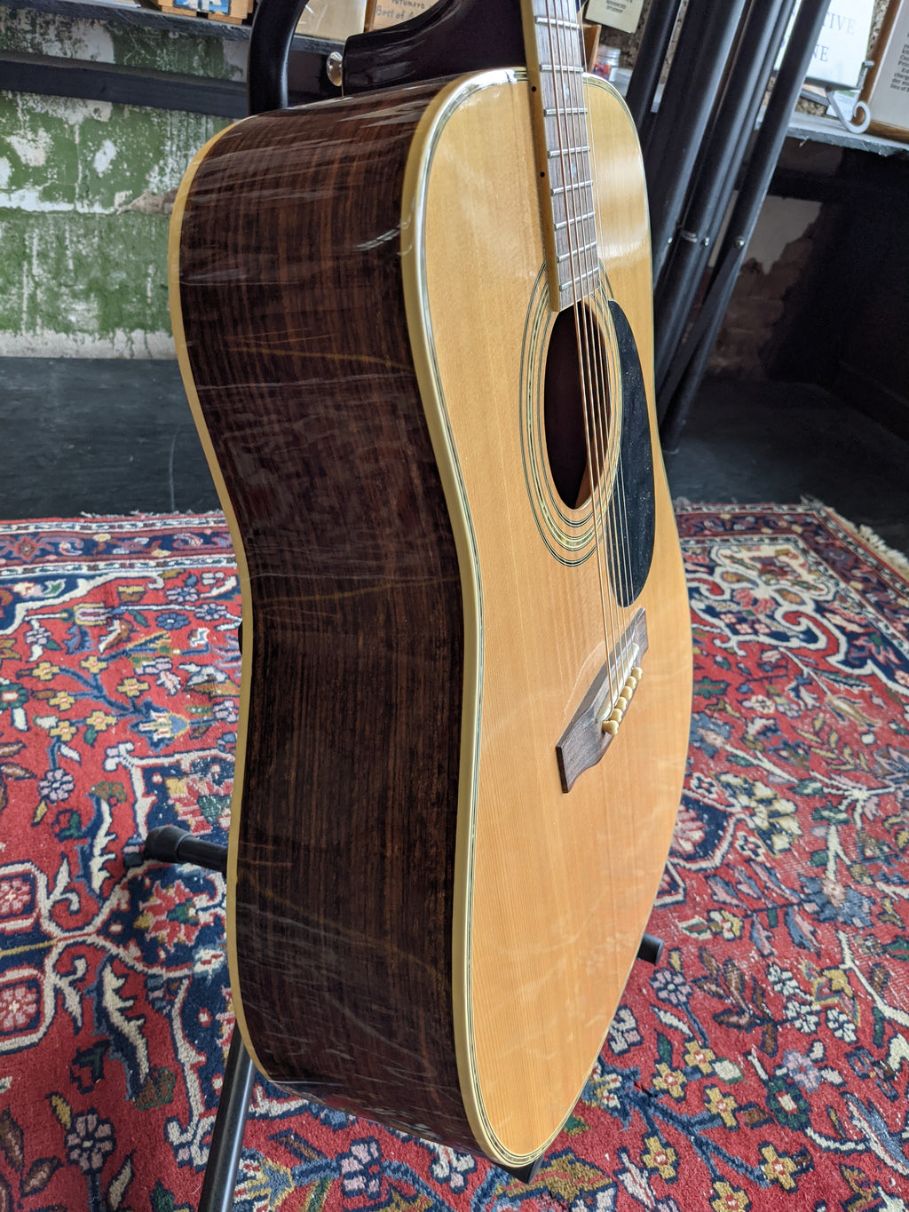 Hohner - Dreadnought Acoustic Guitar w/ Hard Case