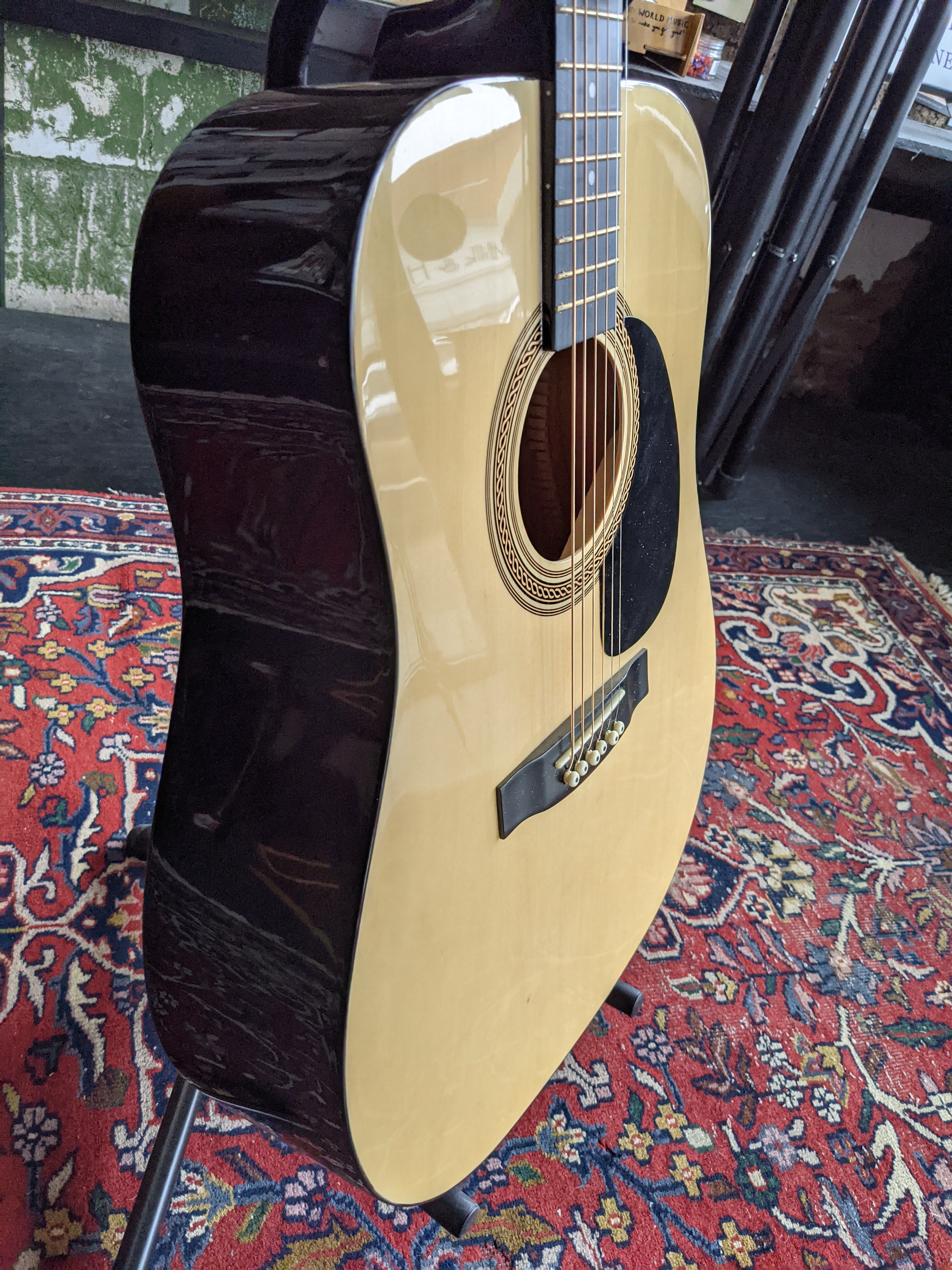 Johnson - Dreadnought Acoustic Guitar w/ Gig Bag