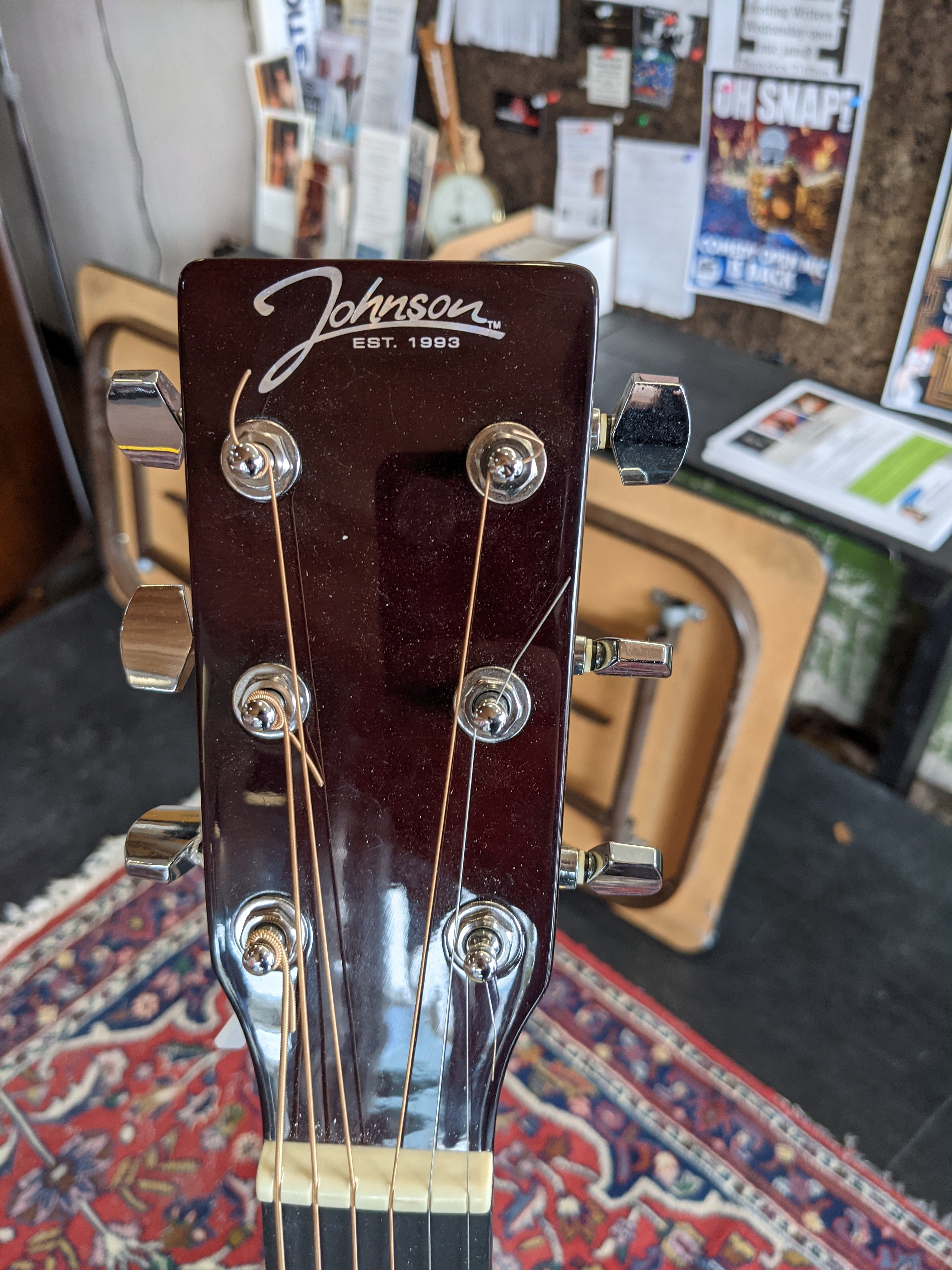 Johnson - Dreadnought Acoustic Guitar w/ Gig Bag