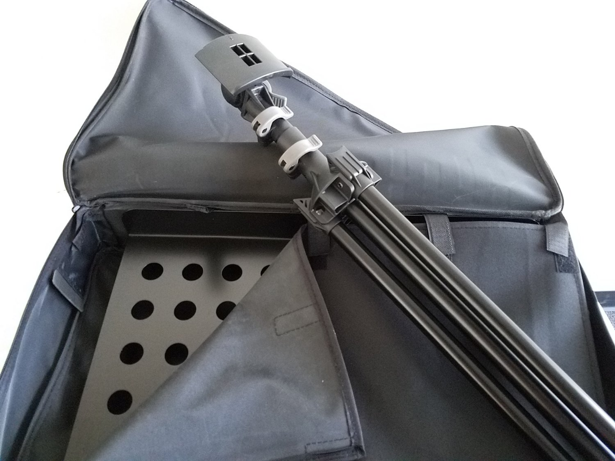 Peak - Steel Desk Music Stand w/ Holes