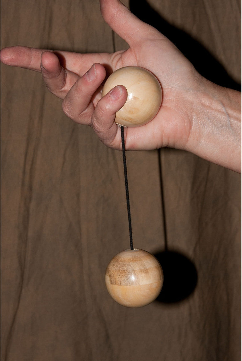 DOBANI Natural Wooden Televi