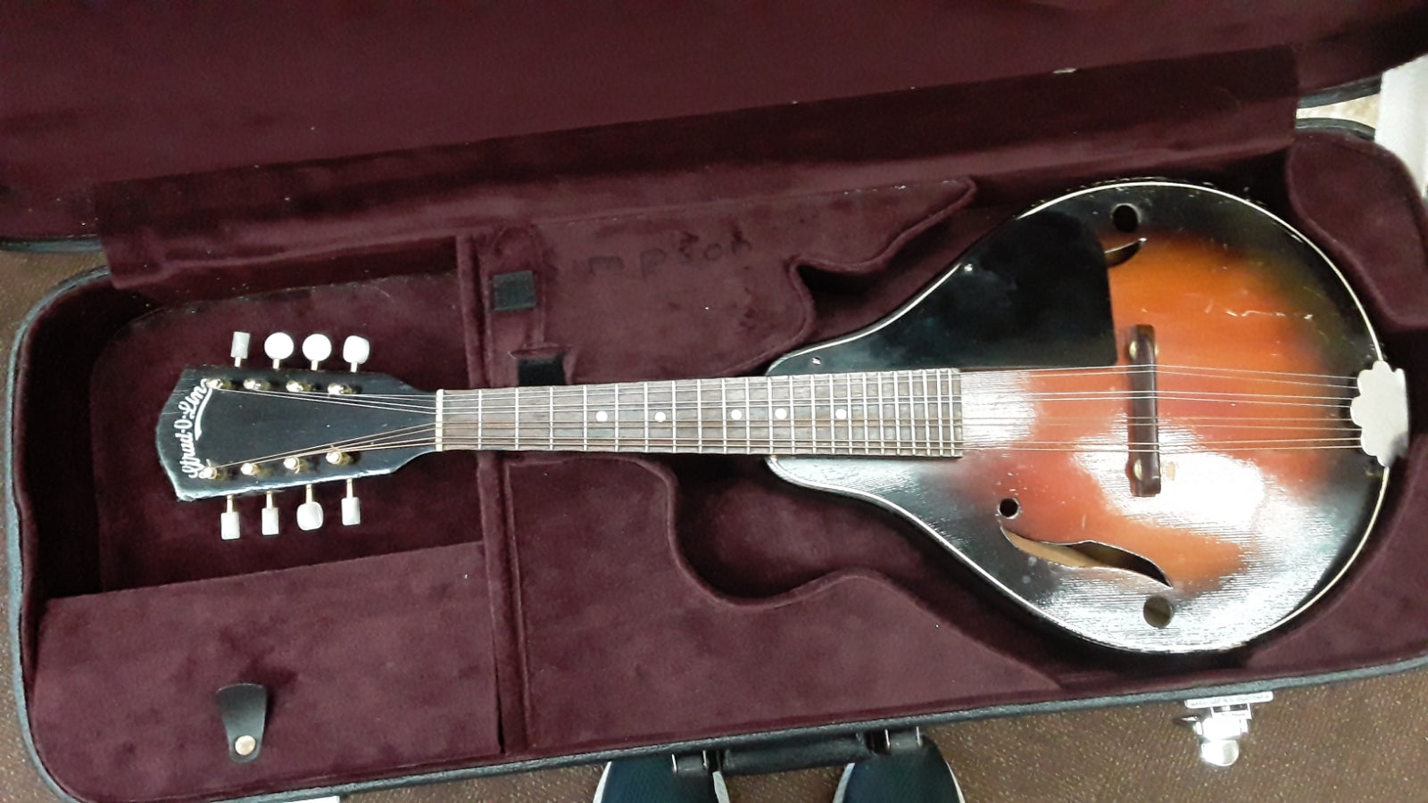 1950's Vintage Strad-O-Lin Mandolin w/Hard Case