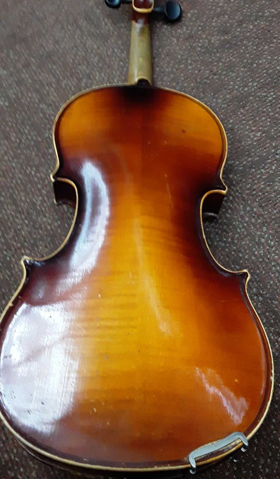 4/4 Pre-played Violin made in Czechoslovakia w/case and bow