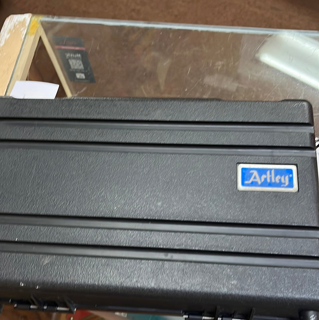 Artley Clarinet w/case, swab, cork grease