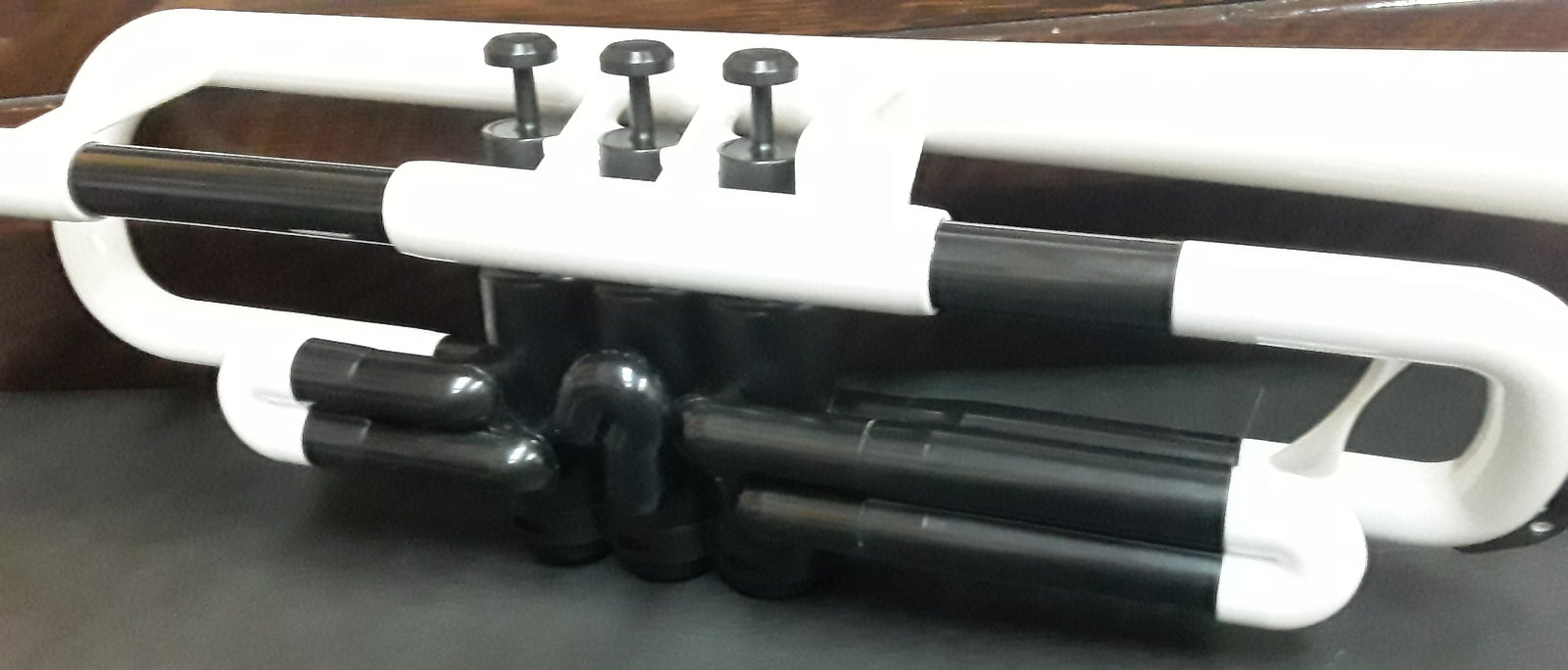 PTrumpet  White with Gig bag