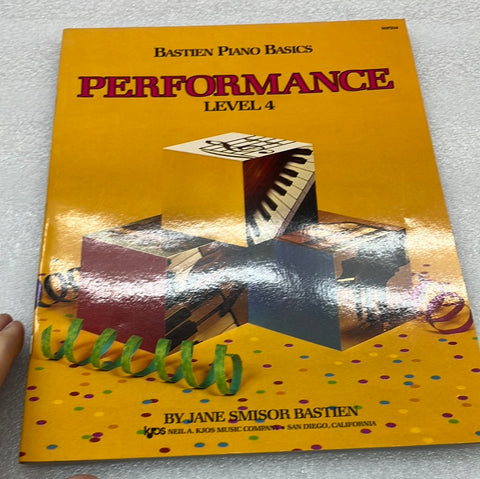 Bastien Piano Basics - Performance (Level 4) (Book)