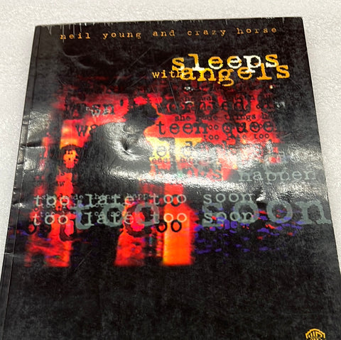 Sleeps With Angels - Neil Young (Book)