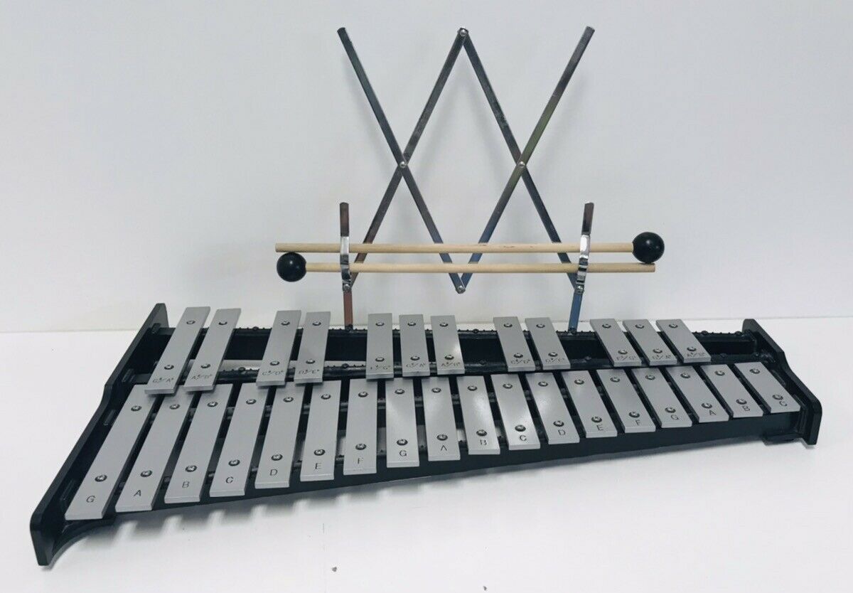 Kaman CB 32-key Xylophone With Case